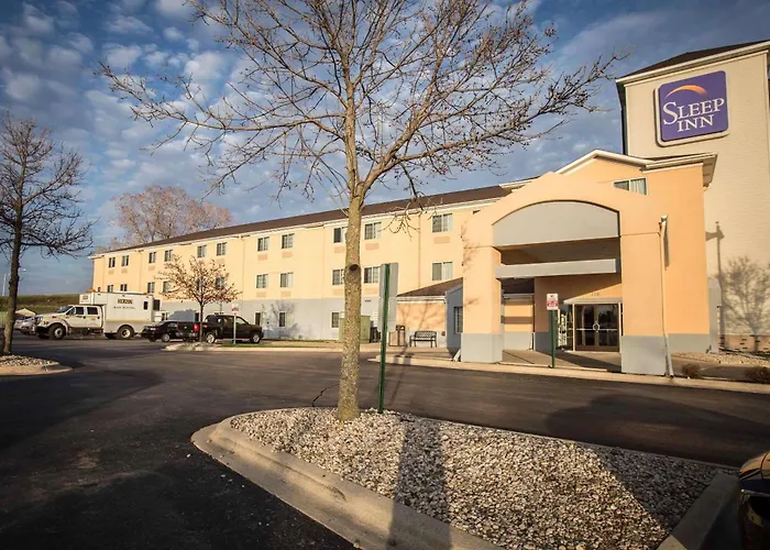 Sleep I-90 Inn 4*