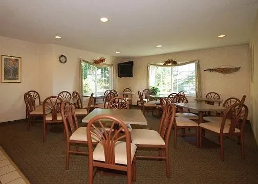 Sleep I-90 Inn 4*