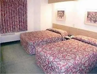 Sleep I-90 Inn 4*